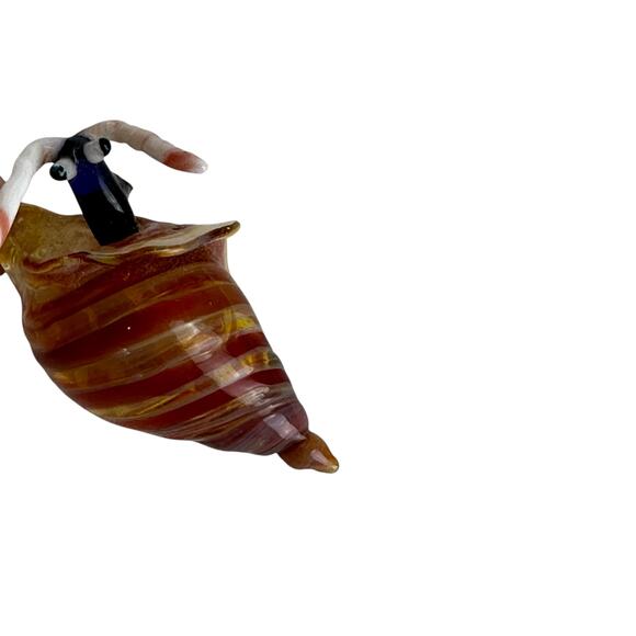 Colorful Art Glass HERMIT CRAB Hand Blown glass in shell - Picture 4 of 10